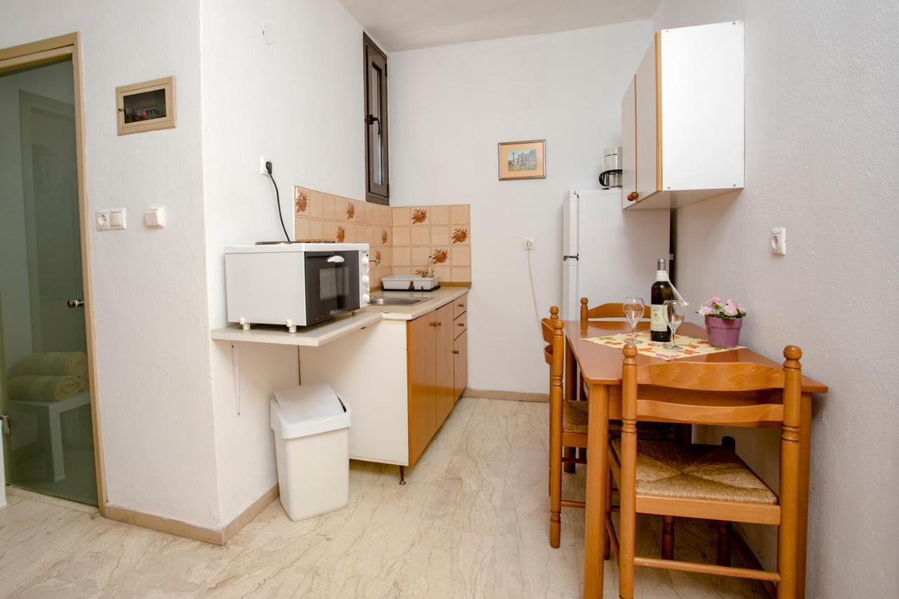 Maik Apartments Метаморфосі Екстер'єр фото